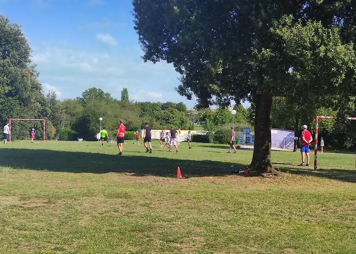 펜션 Pet Friendly In Saint-Savinien