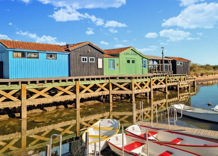 펜션 Pet Friendly In Saint-Savinien