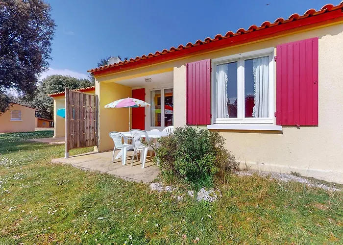 Pet Friendly In 펜션 Saint-Savinien